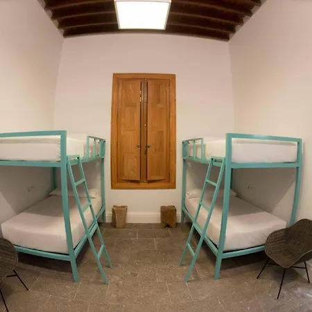Jacio House אכסניה